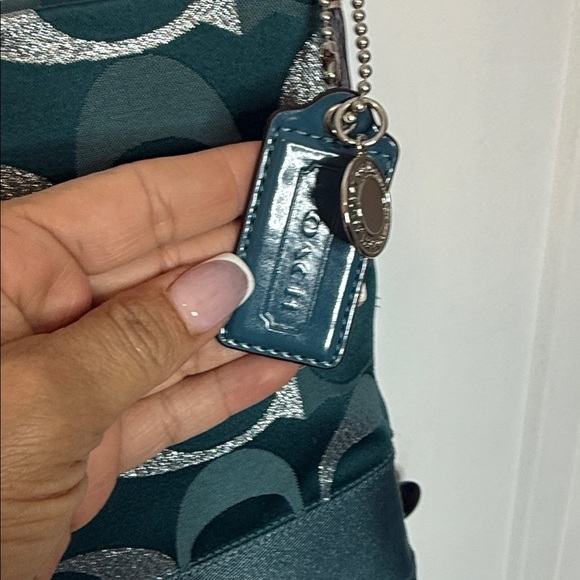 Unique Coach | Teal Silver Grey Classic C’s Crossbody Bag F20430 - Unique - EUC - Picture 4 of 11